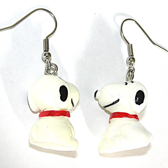 Snoopy Earrings, 3D, NEW - Picture 3 of 10